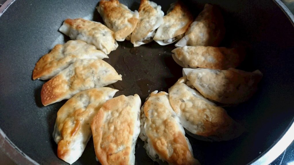 餃子の皮挟み焼き