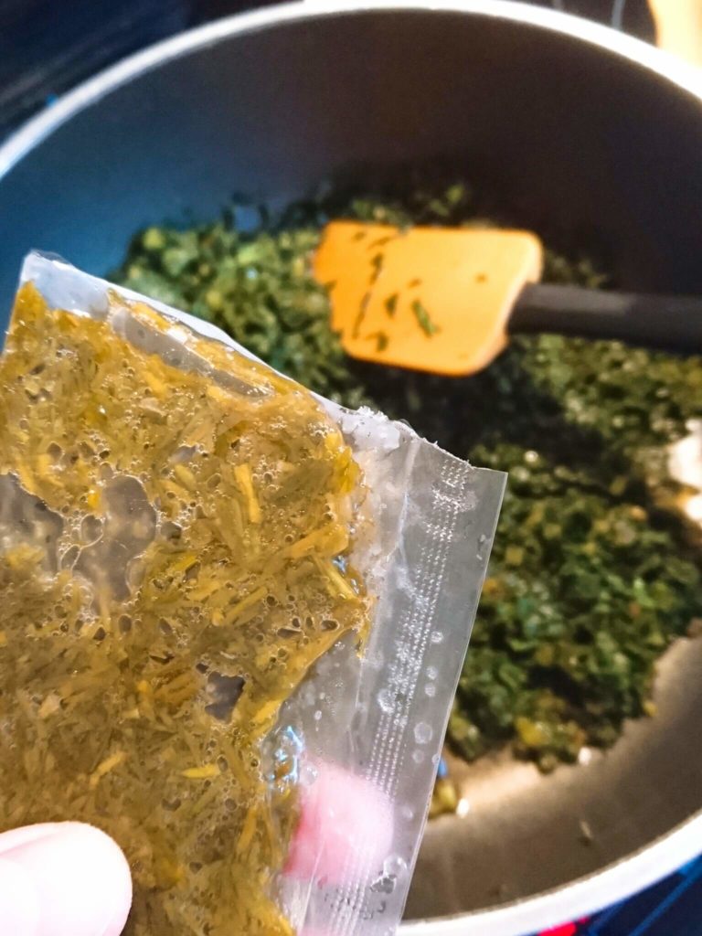 大根葉　炒める　からのアカモク