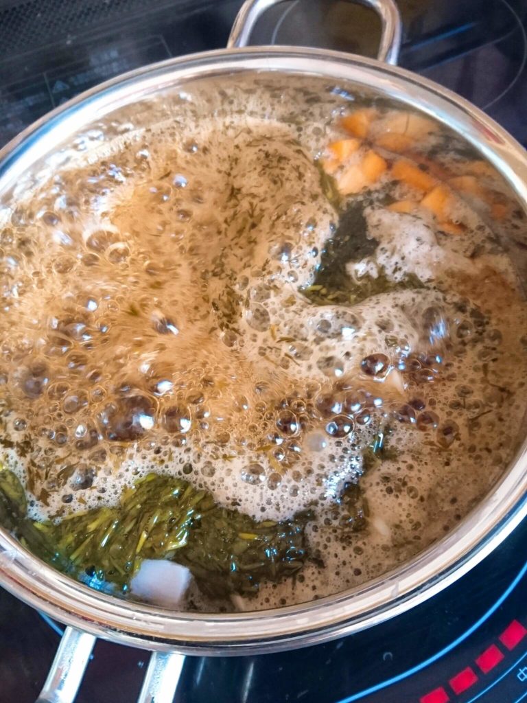 大豆レンコンアカモク煮　煮る